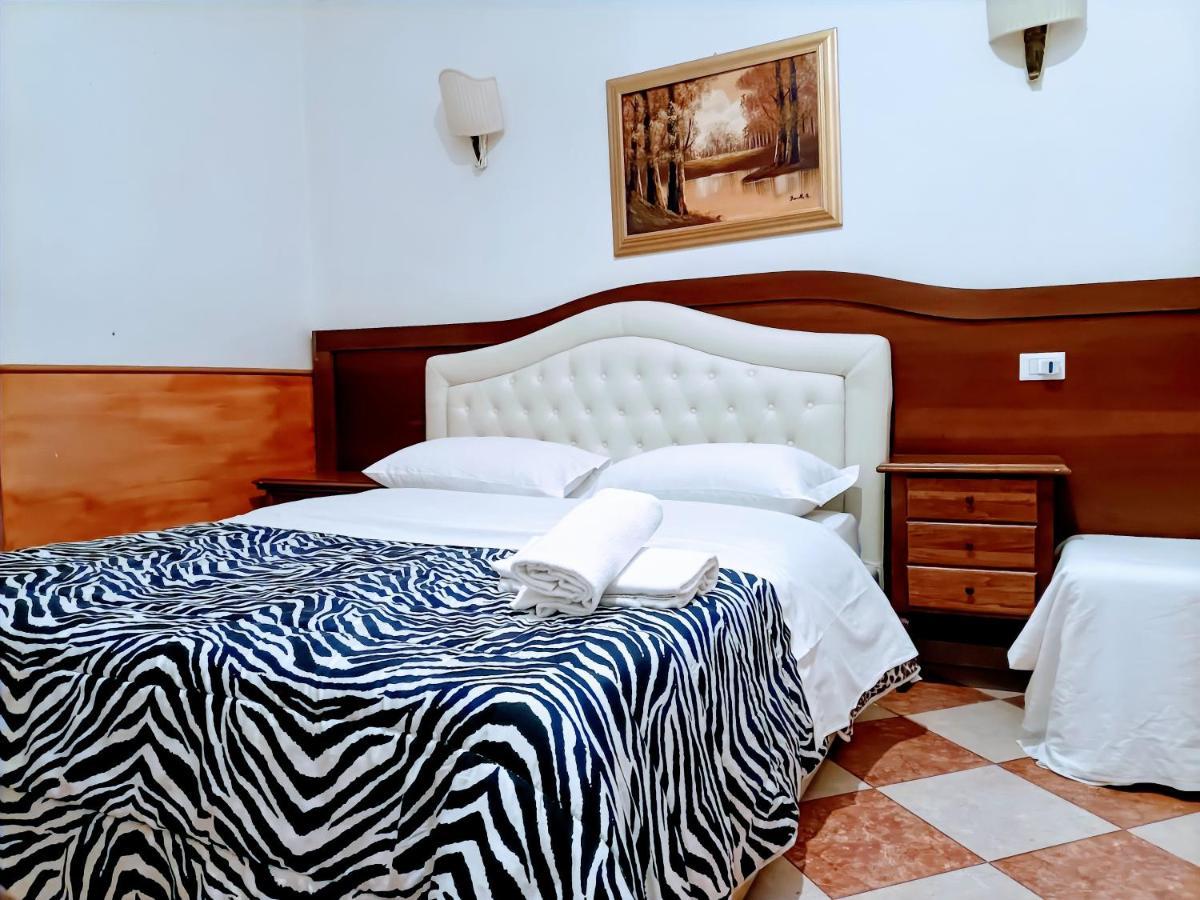 Cattaneo Accomodation Roma Quarto foto